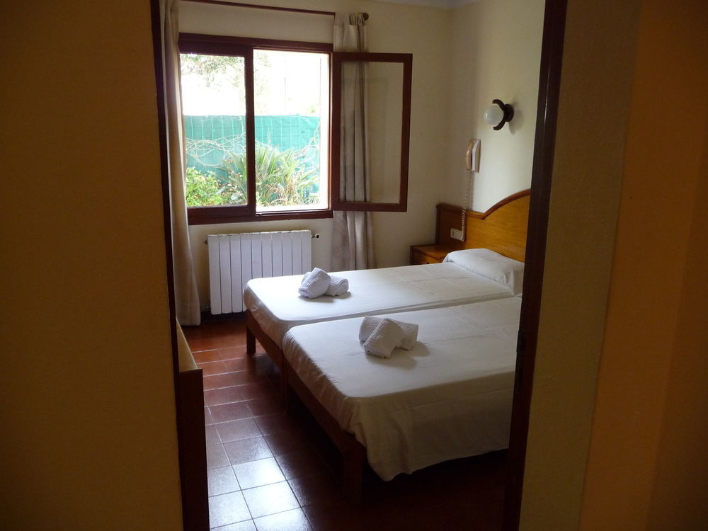 Apartamentos Osa Menor Cala D´Or Esterno foto